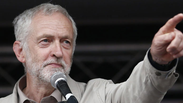 Κόρμπιν: «Νεκρή» η συμφωνία της Μέι