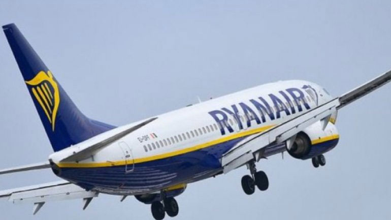 Πτήση της Ryanair προσγειώθηκε στην Αθήνα αντί στη Θεσσαλονίκη λόγω ομίχλης