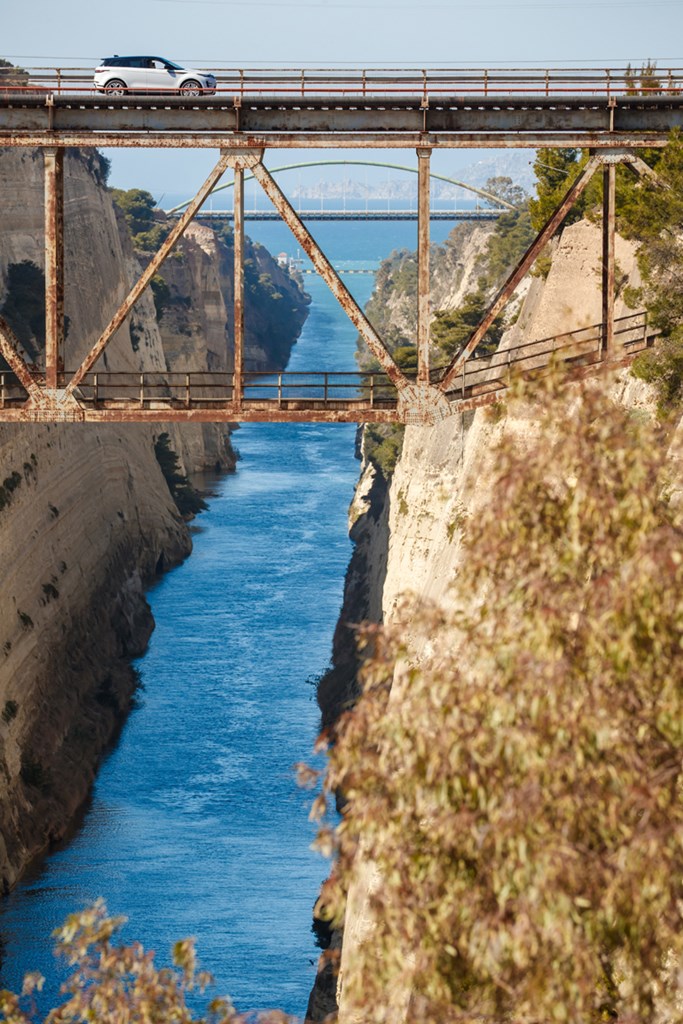 Σχεδόν 80 μέτρα πάνω απο την επιφάνεια της θάλασσας...