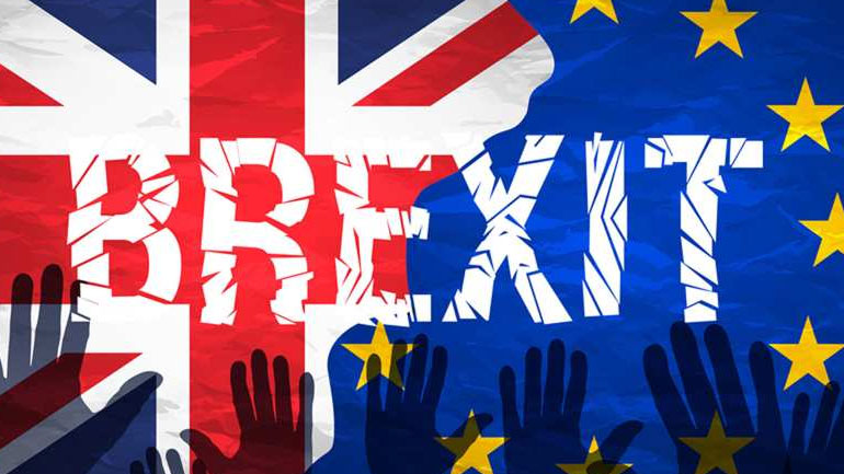 Μέι – Χάμοντ θα ψηφίσουν κατά ενός Brexit χωρίς συμφωνία