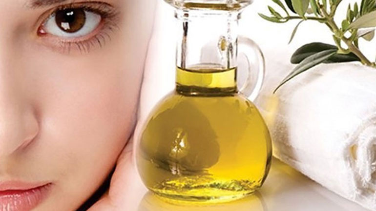 Μάσκα προσώπου με ελαιόλαδο για σύσφιγξη των πόρων!