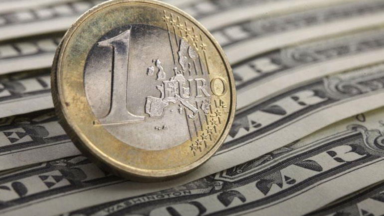 Το ευρώ ενισχύεται κατά 0,13% και διαμορφώνεται στα 1,1303 δολάρια