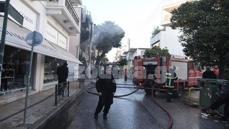 Υπό έλεγχο η πυρκαγιά σε κατάστημα στο Χαλάνδρι