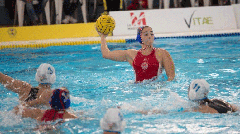 Στο φινάλε «απέδρασε» από το Λαιμό ο Ολυμπιακός, 7-6 τον ΝΟ Βουλιαγμένης