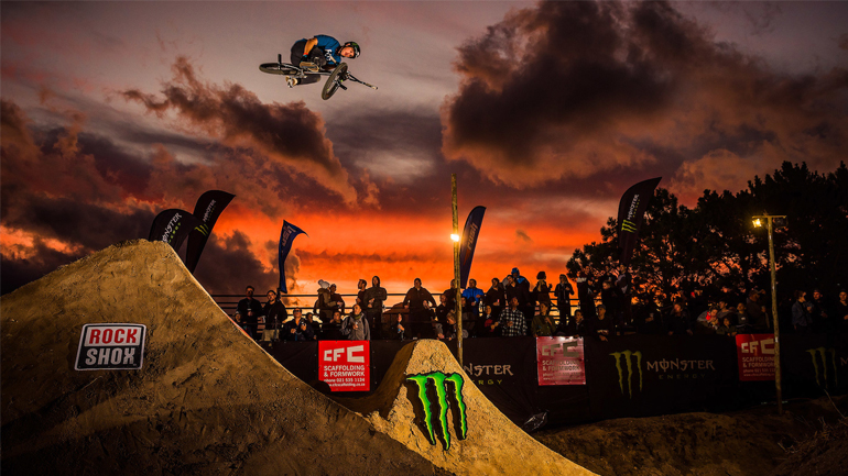 O Pat Casey νικητής του Night Harvest 2019