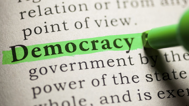 Έρευνα: Η Δημοκρατία κάνει καλό στην υγεία