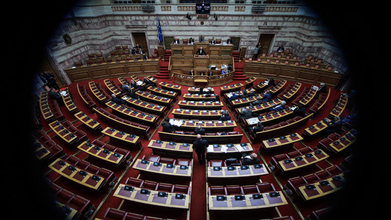 Τα κόμματα δεν είναι ποδοσφαιρικές ομάδες