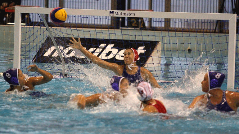 Πόλο: Την Τετάρτη το Ολυμπιακός-Γλυφάδα που διεκόπη λόγω εισβολής χούλιγκαν