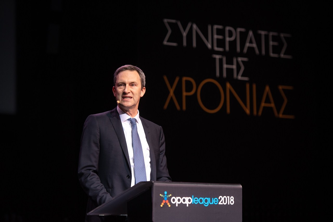 Διευθύνων Σύμβουλος του ΟΠΑΠ, Ντάμιαν Κόουπ