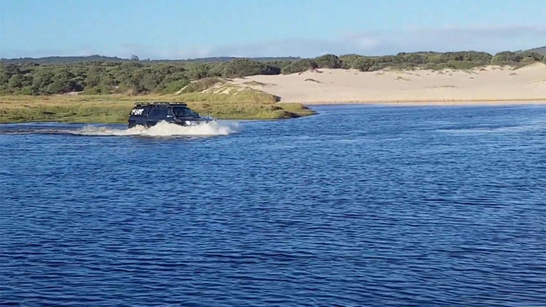 Δεν μάσησε!