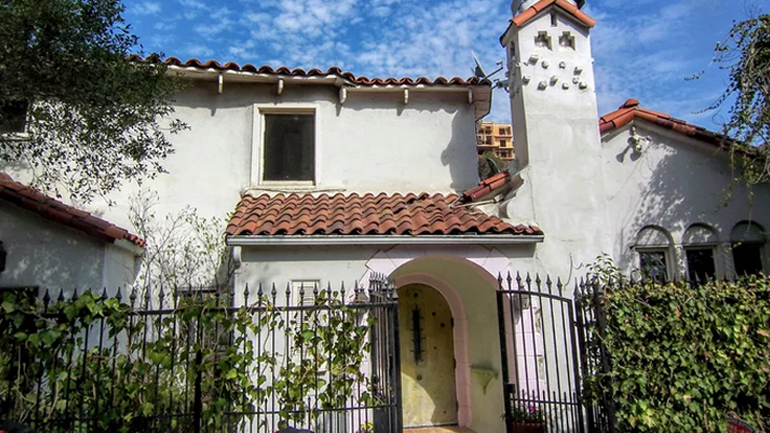 Πωλείται έπαυλη στο Λος Άντζελες, ιδιοκτήτης της οποίας ήταν ο Μέριλιν Μάνσον