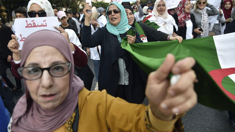 Αλγερία: Χιλιάδες άνθρωποι διαδηλώνουν κατά του προέδρου Μπουτεφλίκα