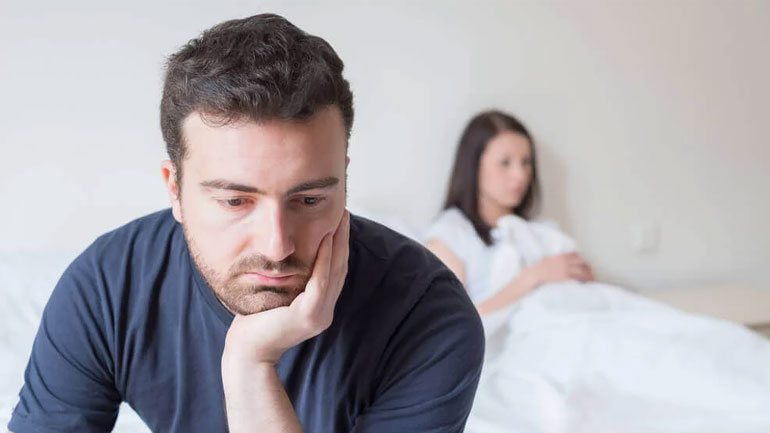 Πώς η ηλικία επηρεάζει τη στύση