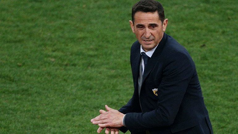 Χιμένεθ: «Λύση στα προβλήματα είναι η ενότητα»