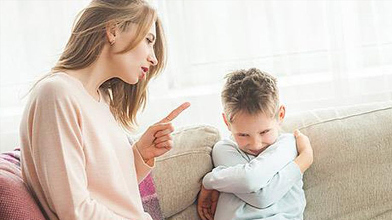 Ποια λάθη των γονιών κάνουν το παιδί αγενές;