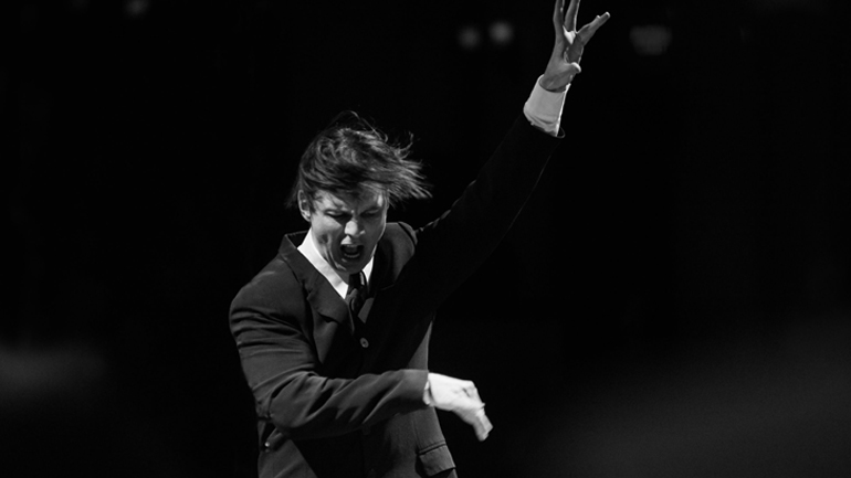 Ο εκρηκτικός Θεόδωρος Κουρεντζής και η musicAeterna στο Μέγαρο Μουσικής Αθηνών