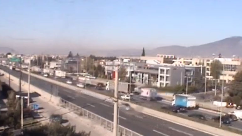 Κυκλοφοριακό κομφούζιο στην Εθνική Οδό Αθηνών-Λαμίας στο ρεύμα προς Πειραιά λόγω έργων και τροχαίου