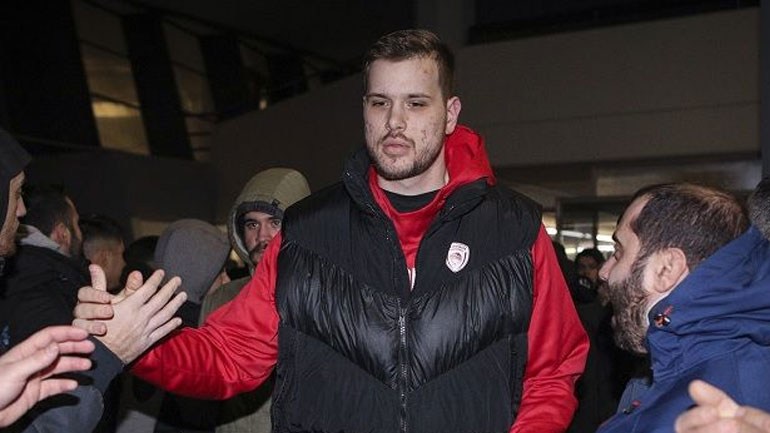 Ολυμπιακός: Χωρίς τον Αγραβάνη απέναντι στην Μπάγερν