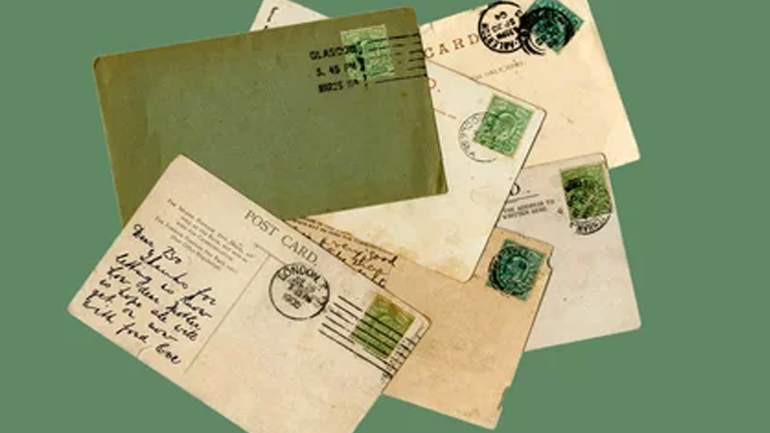 Μια γυναίκα ανακάλυψε στο eBay καρτ-ποστάλ που είχαν σταλεί στους παππούδες της το 1936