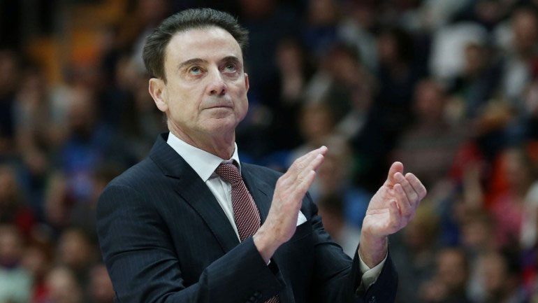 Πιτίνο: «Να συνεχίσουμε την πίεση»