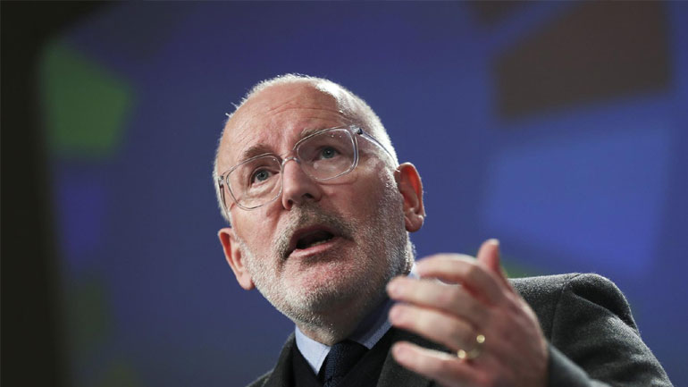 Τίμερμανς στη FAZ: «Όχι» σε συνεργασία με τη Δεξιά για την ηγεσία της Κομισιόν