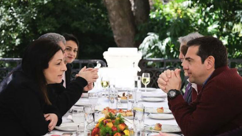 Τι περισσότερο είχαν οι Καραμανλής, Παπανδρέου από την κυρία Μυρσίνη;