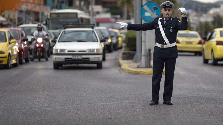 Αυξημένα μέτρα της Τροχαίας για τον εορτασμό της 25ης Μαρτίου
