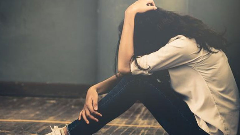 Γιατί πρέπει να σταματήσετε να φοβάστε τη μοναξιά