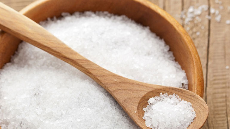 Γιατί πρέπει να αυξάνεις το αλάτι το καλοκαίρι αν αθλείσαι;