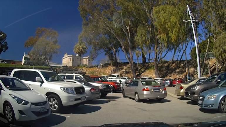 Δεν το ‘χει στο παρκάρισμα