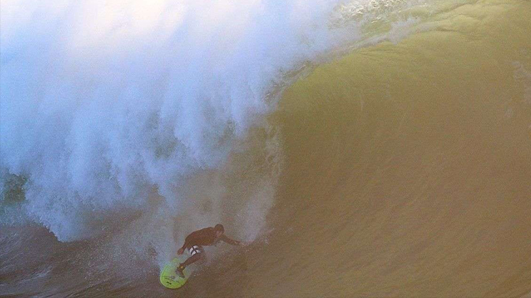 Ο Nic Von Rupp δαμάζει το XXL κύμα του Mavericks