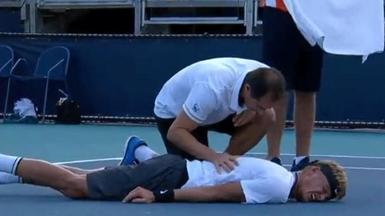 Κατέρρευσε την ώρα του αγώνα