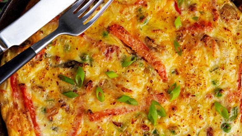 Φριτάτα µε πατάτες και τυρί