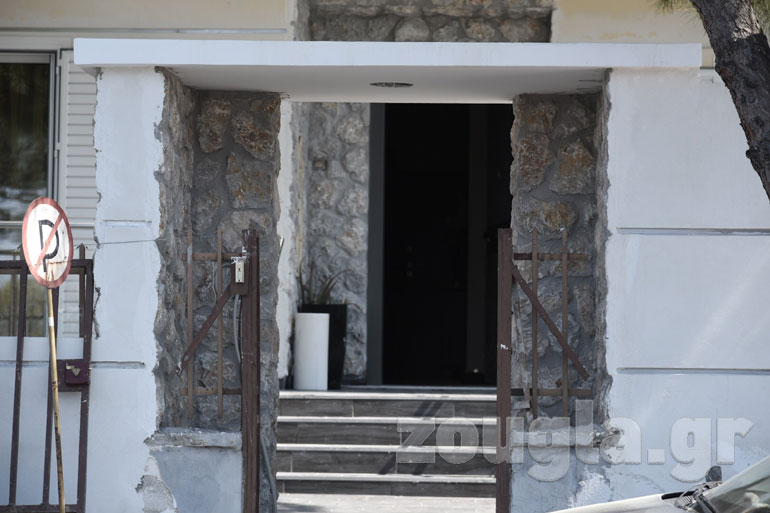 Το σπίτι όπου συνέβη το αιματηρό περιστατικό επί της Λ. Βουλιαγμένης 88