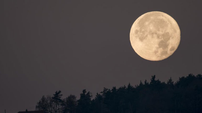 Η εαρινή ισημερία συνέπεσε με υπερπανσέληνο!