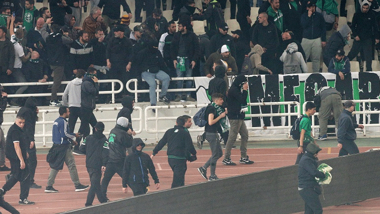 Το ντέρμπι συνεχίζεται από το 70’! Το ντέρμπι συνεχίζεται από το 70’!