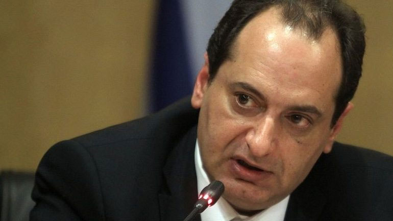 Πειθαρχικό έλεγχο ζητεί ο Χρ. Σπίρτζης για τον ταξιτζή που αρνήθηκε βοήθεια σε τραυματισμένη γυναίκα στη Βουλιαγμένη