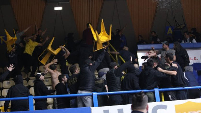 Μία αγωνιστική κεκλεισμένων των θυρών στο Περιστέρι για τα επεισόδια με τον Άρη