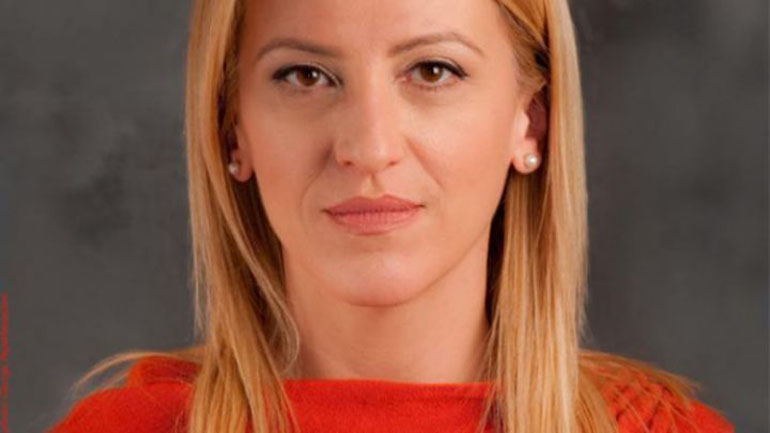 Ρένα Δούρου: Να μην αφήσουμε την Περιφέρεια στα χέρια εκείνων που την είχαν και την αγνοούσαν