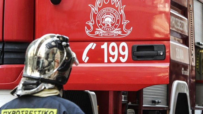 Γρεβενά: Πυρκαγιά σε πολυκατοικία – Η Πυροσβεστική απεγκλώβισε ηλικιωμένη ένοικο