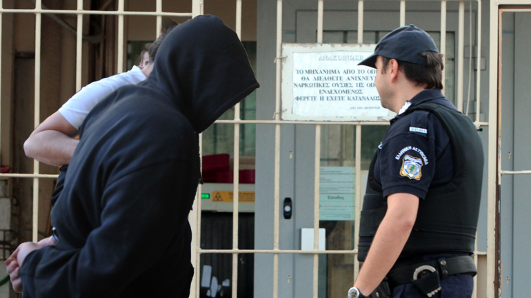 Θρίλερ στην Κυψέλη με δραπέτη-βιαστή