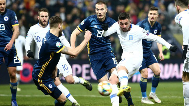 Μόνη της η εθνική έπαιζε σε ρόλο δεύτερο