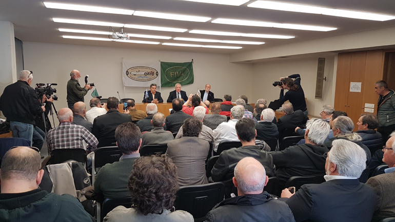 H Ομοσπονδία Φίλων Παλαιού Αυτοκινήτου παραχώρησε σήμερα συνέντευξη Τύπου για το θέμα που έχει προκύψει...