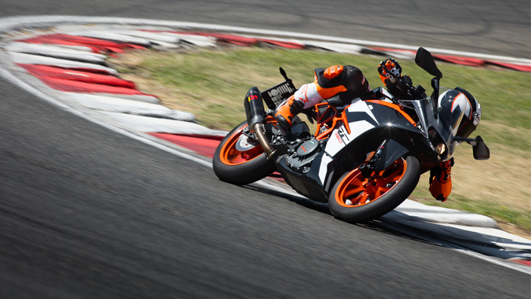 KTM RC 390: Mε Speed Bonus και αγωνιστικό DNA