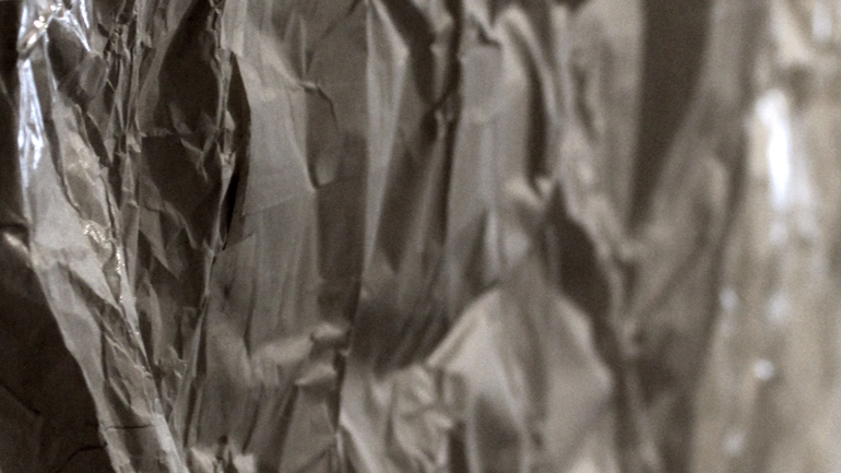 «Χωρίς πλαίσιο» από την  Ιωάνννα Μύρκα στον χώρο F.O.B. – art container