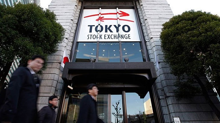 Με πτώση έκλεισε το Τόκιο