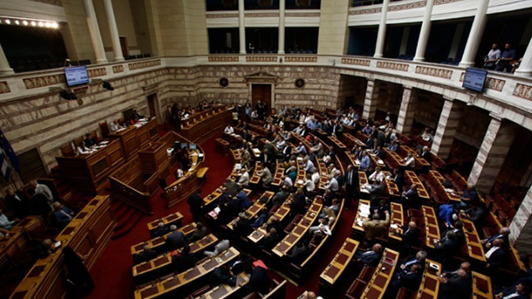 «Ναι» επί της αρχής από ΣΥΡΙΖΑ και ΔΗΣΥ στο νομοσχέδιο για το εμπορικό απόρρητο και τα Επιχειρηματικά Πάρκα