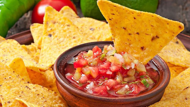 Ψητά νάτσος καλαμποκιού με σάλτσα