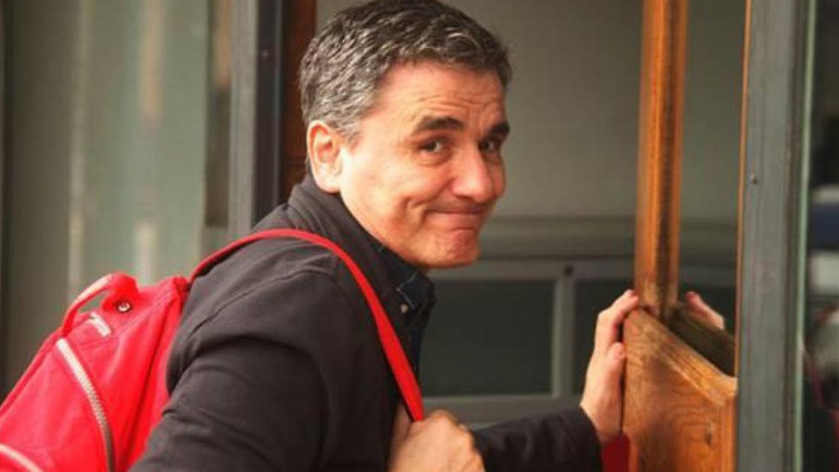 Σκωπτικό σχόλιο Τσακαλώτου για τον Μητσοτάκη