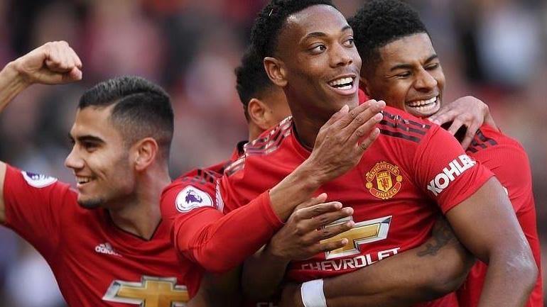 Τέταρτη η Γιουνάιτεντ, 2-1 τη Γουότφορντ